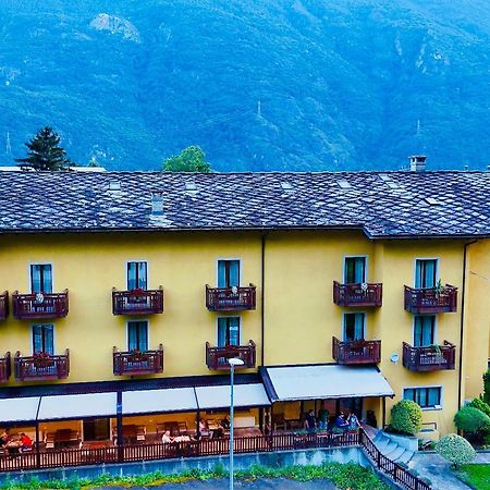 Crabun Hotel Pont-Saint-Martin Eksteriør bilde